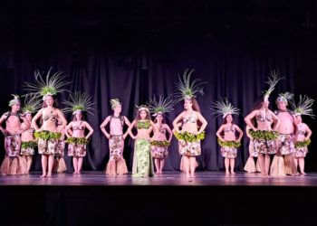 UBO celebra el Día de los Patrimonios con un colorido «Viaje a la Polinesia» en el Teatro La Cúpula