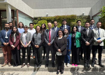 Charla sobre Quebec fortalece la formación internacional de estudiantes de Derecho UBO