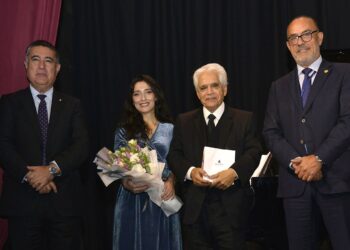Reapertura Teatro Huemul