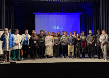 Estudiantes de Medicina UBO plasmaron su experiencia universitaria en innovadora obra de teatro